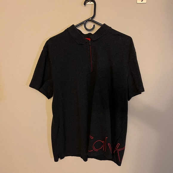 Calvin Cline polo size XL - Picture 2 of 5